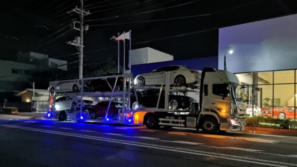 停車中のトラック